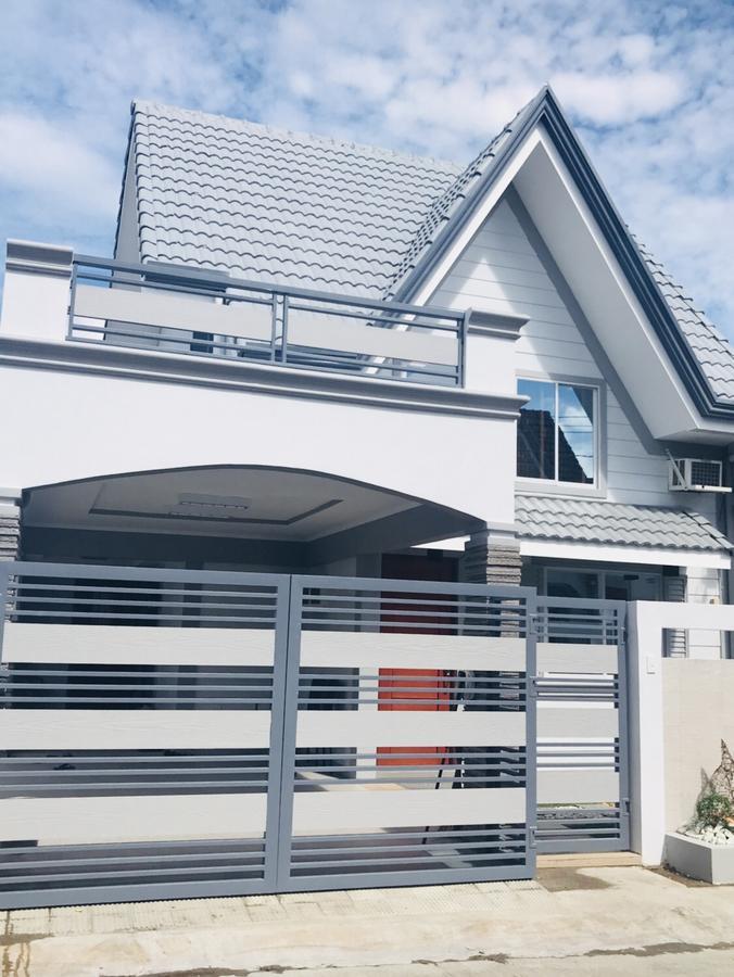 Hillary Timog Park Homes Ángeles Exterior foto