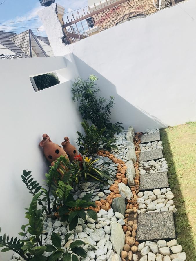 Hillary Timog Park Homes Ángeles Exterior foto